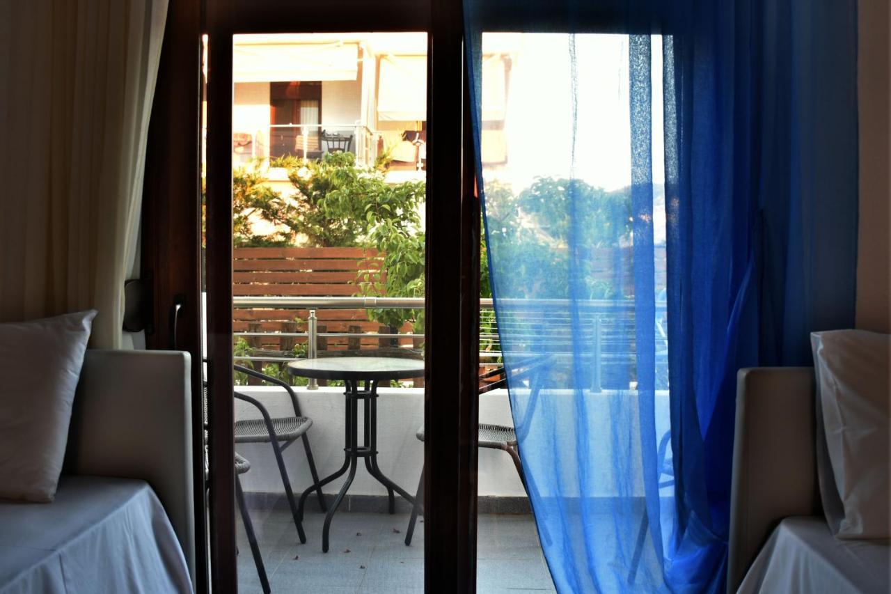 Theano Studios Paralia Sikias Exteriör bild