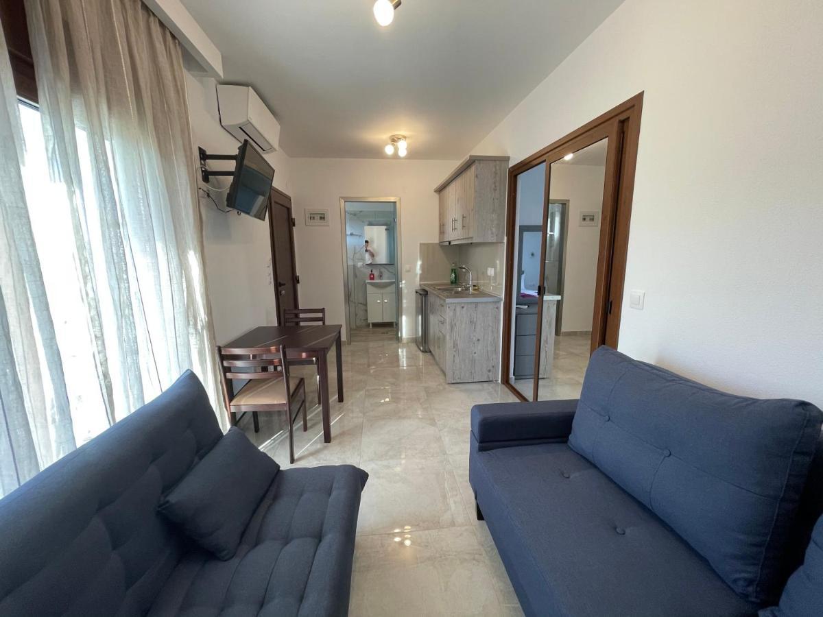 Theano Studios Paralia Sikias Exteriör bild